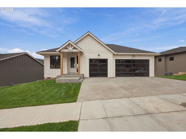 15009 Pomidor PL, Oregon City, OR 97045