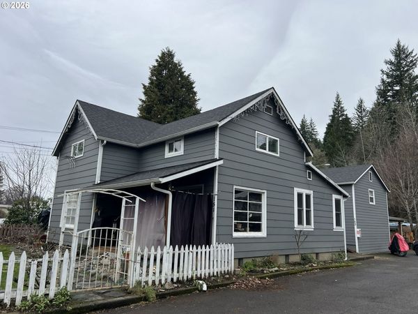 133 NW ALDER ST, Mill City, OR 97360