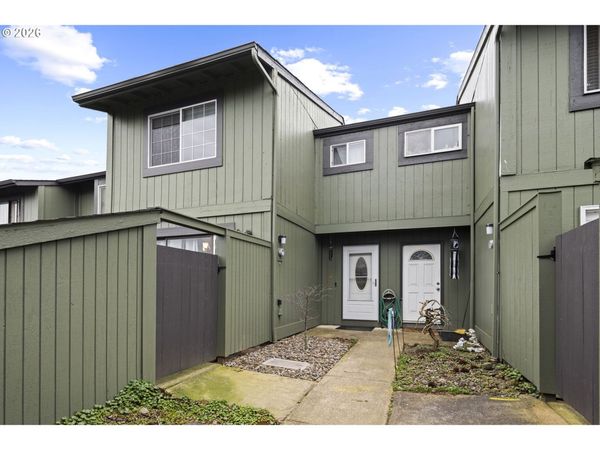 23850 NE TREEHILL DR, Wood Village, OR 97060