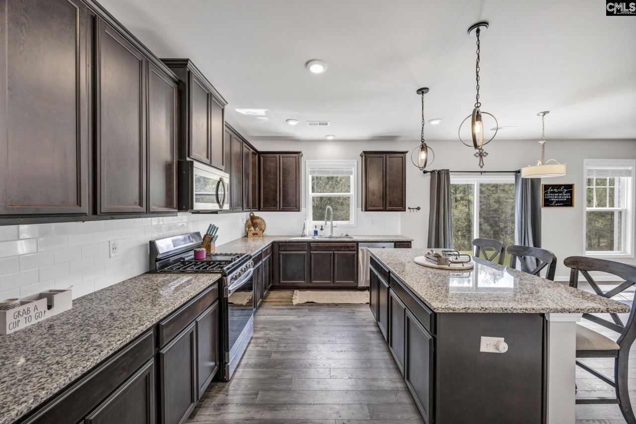 169 Prismatic Way  Photo 9