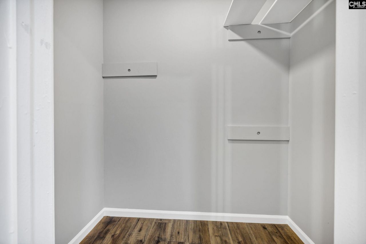 809 Wotan Road Photo 15