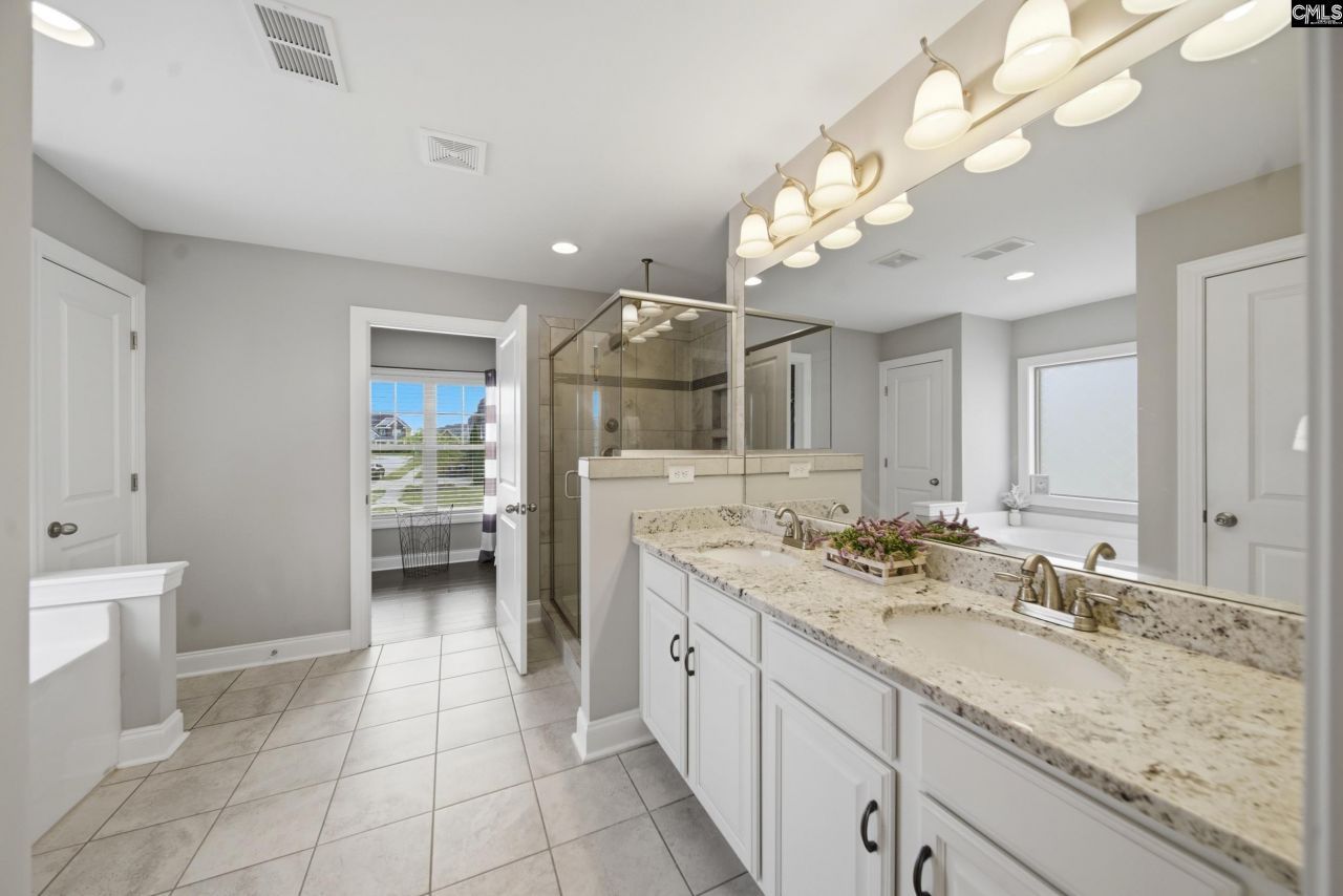 105 Shimano Court Photo 24