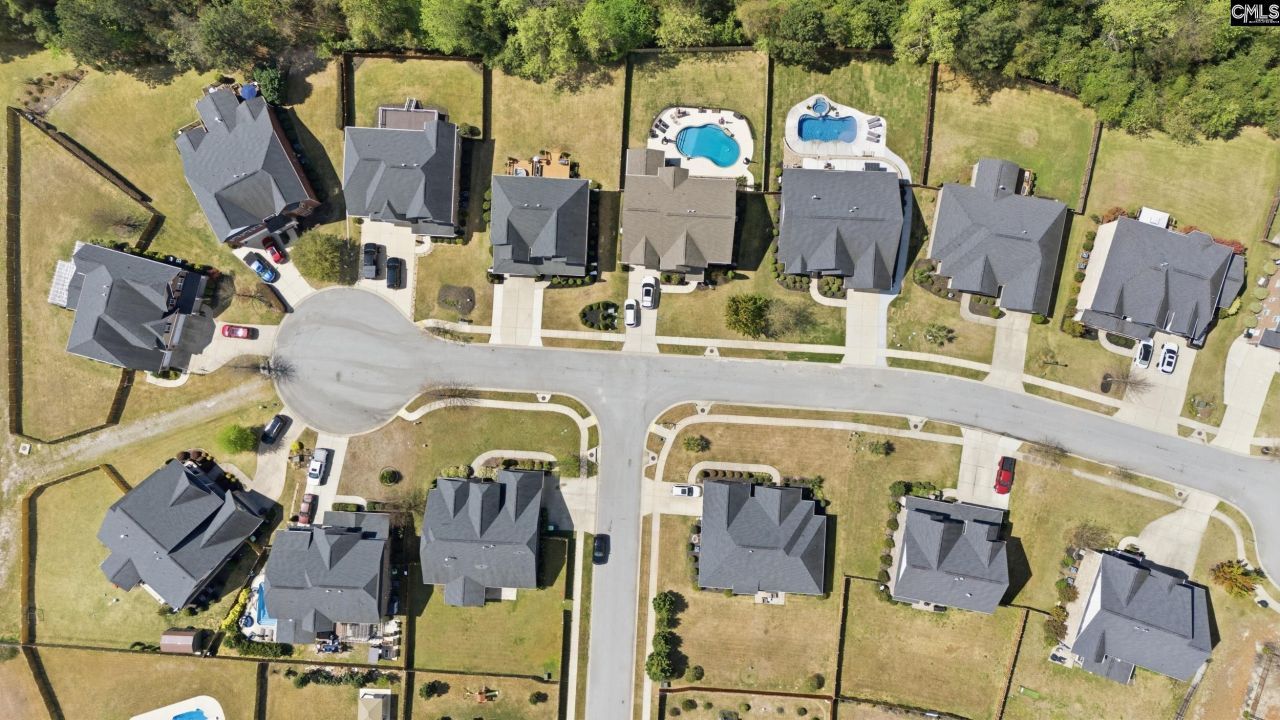 105 Shimano Court Photo 35