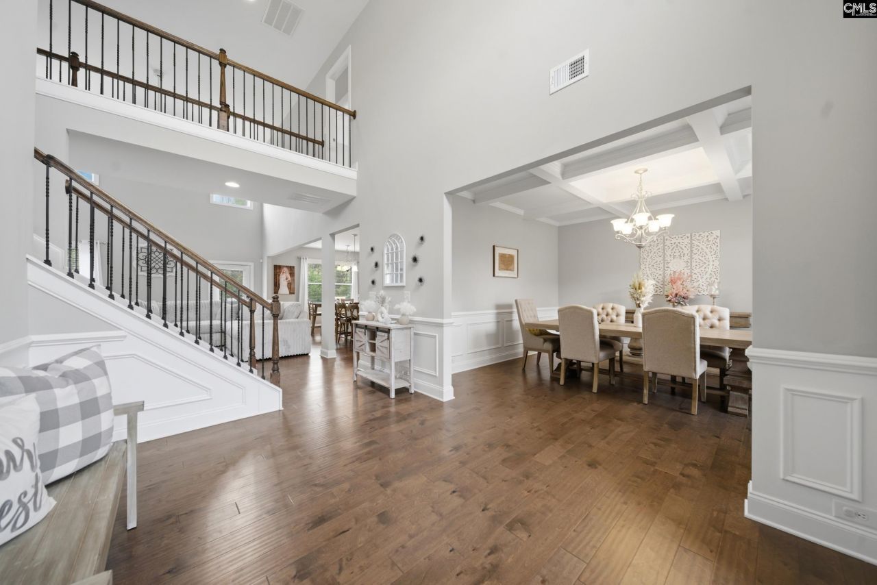 105 Shimano Court Photo 4