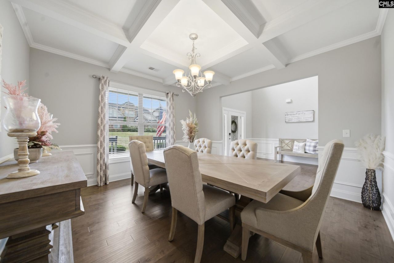 105 Shimano Court Photo 6