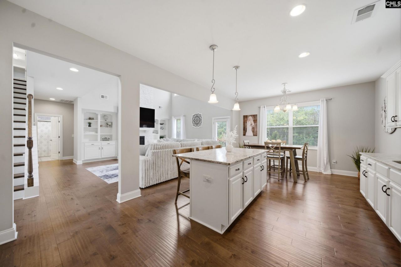 105 Shimano Court Photo 8