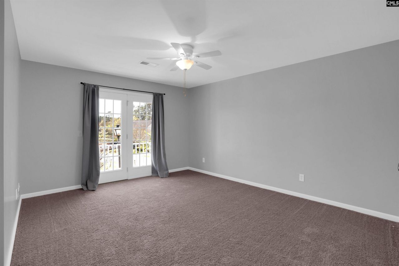 740 Applegate Ln Photo 29