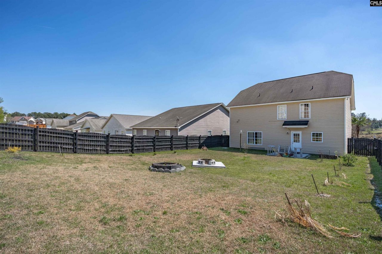 740 Applegate Ln Photo 31