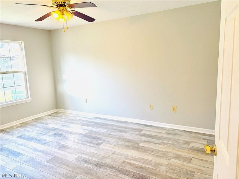 22671 Lenox Drive, Fairview Park, OH 44126 Photo 11