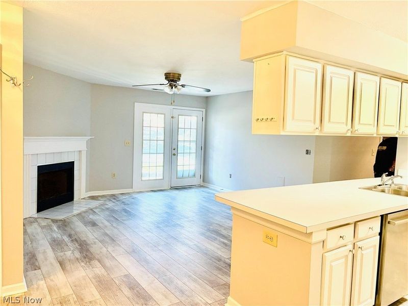 22671 Lenox Drive, Fairview Park, OH 44126 Photo 5