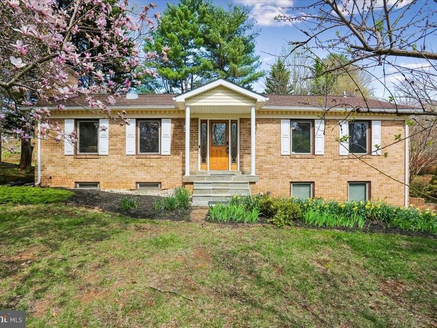 11415 Bedfordshire Avenue , Potomac, MD 20854 Main Photo