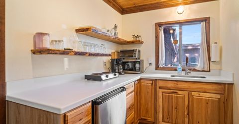 3720 Terrace Drive, South Lake Tahoe, CA 96150 Photo