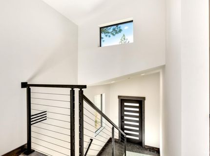 1991 Washoe Street, South Lake Tahoe, CA 96150 Photo