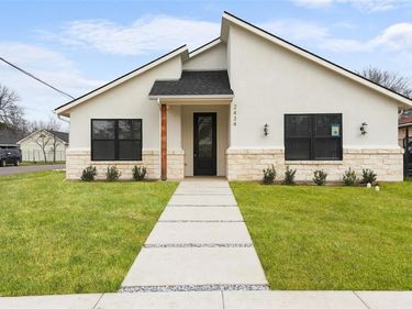 2434 Iroquois Street, Dallas, TX 75212