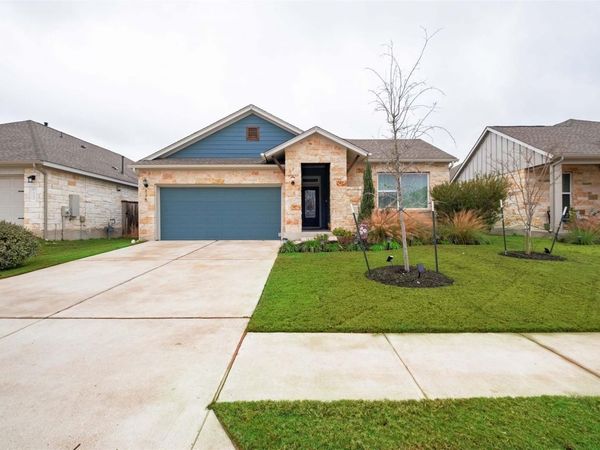 124 Patrick Herndon DR, Bastrop, TX 78602