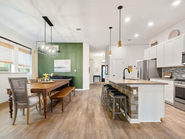 124 Patrick Herndon DR, Bastrop, TX 78602