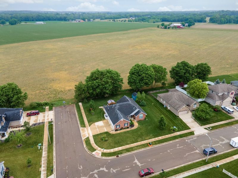 725 Loxley Lane, Troy, OH 45373 Photo 10