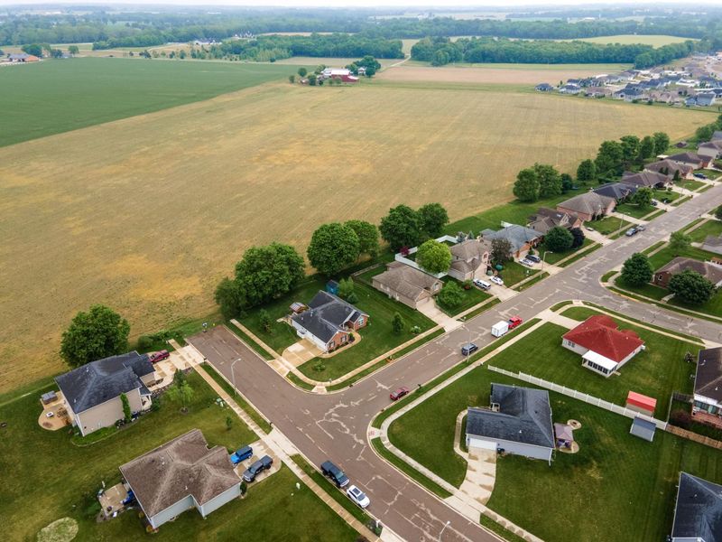 725 Loxley Lane, Troy, OH 45373 Photo 12