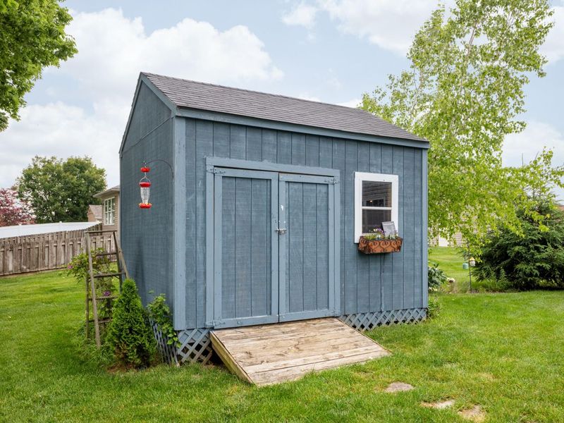 725 Loxley Lane, Troy, OH 45373 Photo 18