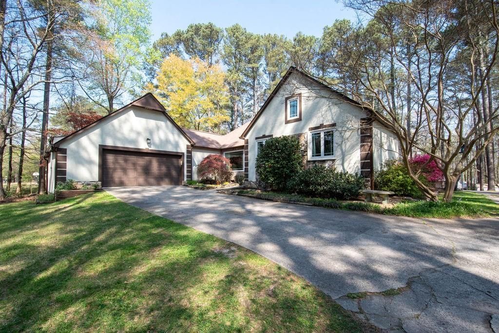 210 Julie Road, Tyrone, GA 30290 Main Photo