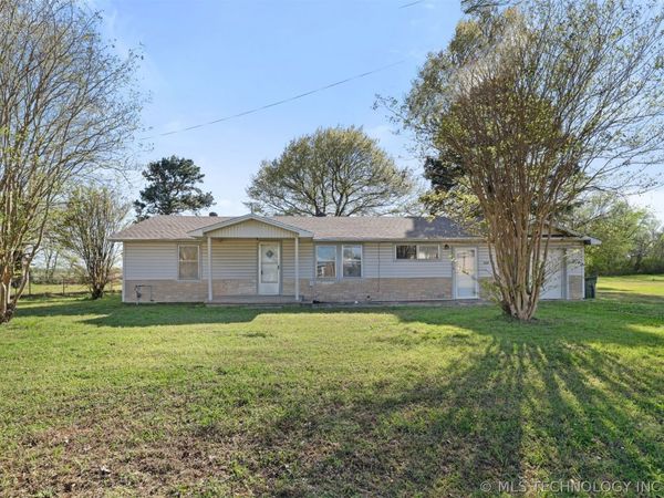610 E McKennon , Calera, OK 74730