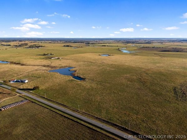 4 E 330 Road, Big Cabin, OK 74332