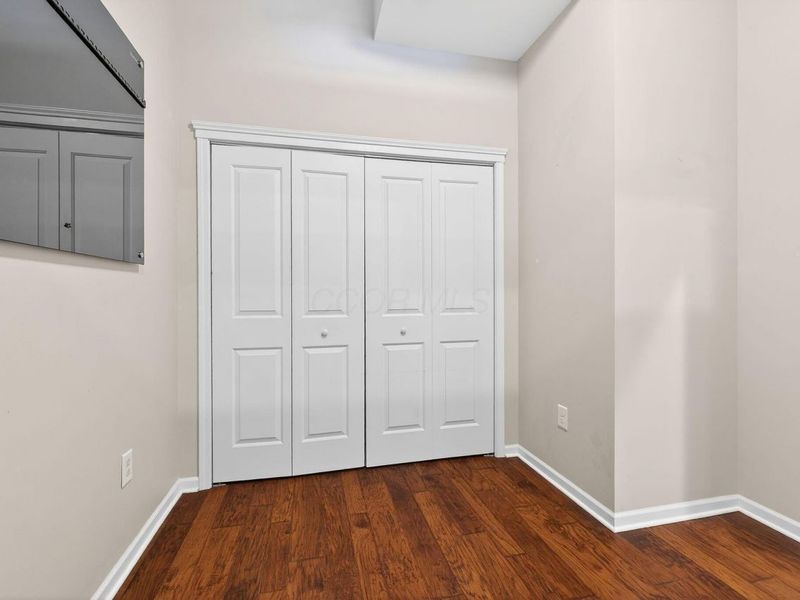 10 E Weber Road , Unit 402, Columbus, OH 43202 Photo 67