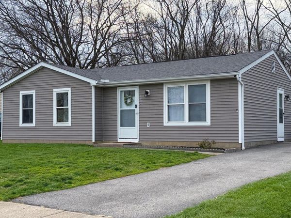 1532 Willow View Drive, Grove City, OH 43123