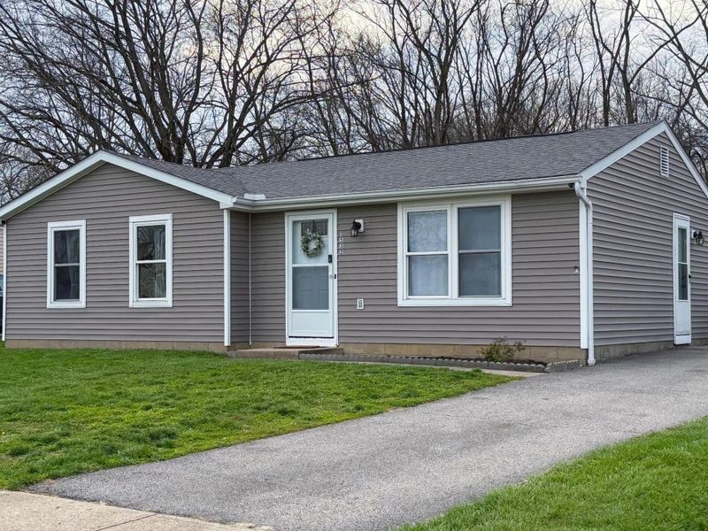 1532 Willow View Drive, Grove City, OH 43123 Photo 1