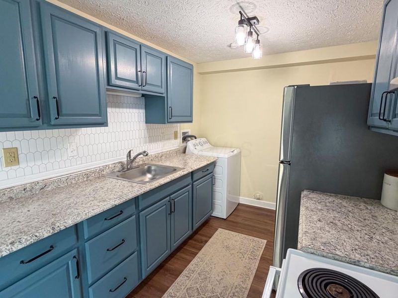 1532 Willow View Drive, Grove City, OH 43123 Photo 11