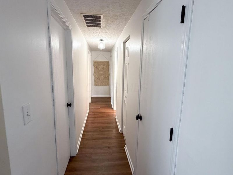 1532 Willow View Drive, Grove City, OH 43123 Photo 13