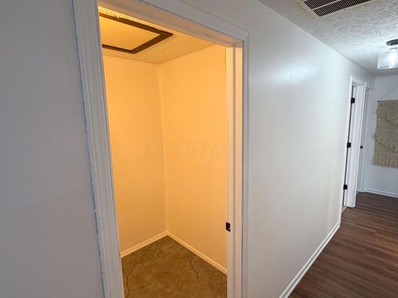 1532 Willow View Drive, Grove City, OH 43123 Photo 23