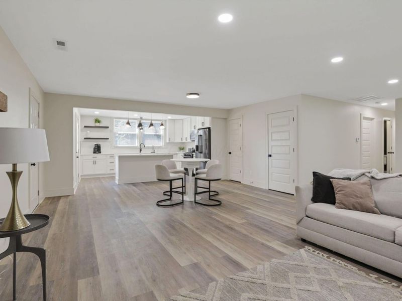 6084 Mink Street SW, Pataskala, OH 43062 Photo 12