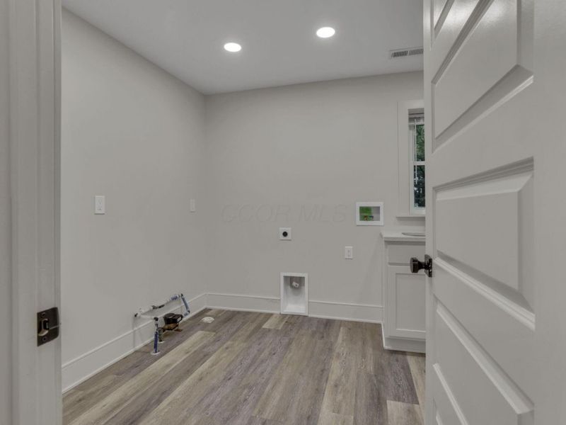 6084 Mink Street SW, Pataskala, OH 43062 Photo 25