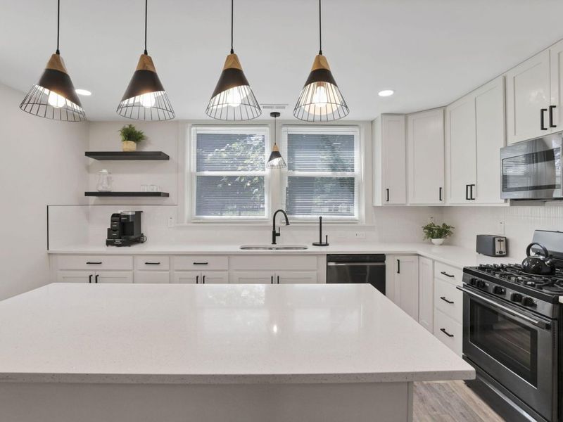 6084 Mink Street SW, Pataskala, OH 43062 Photo 3