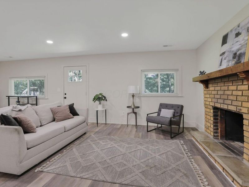 6084 Mink Street SW, Pataskala, OH 43062 Photo 6