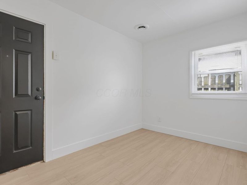 1272 E 15th Avenue, Columbus, OH 43211 Photo 14