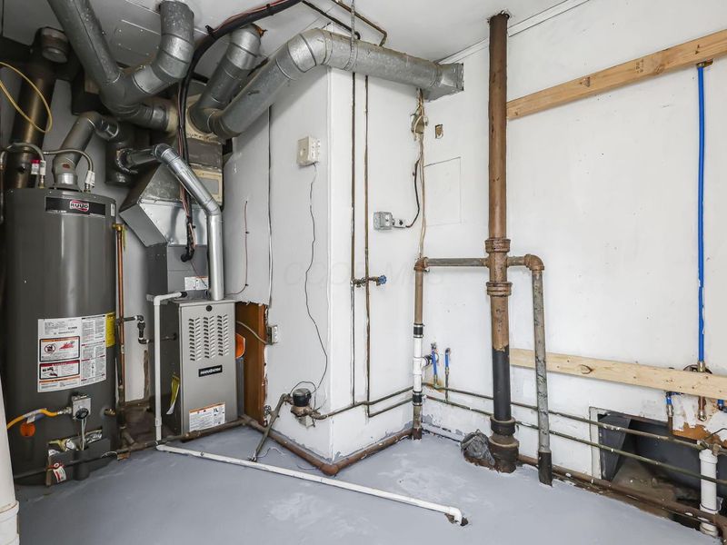 1272 E 15th Avenue, Columbus, OH 43211 Photo 27