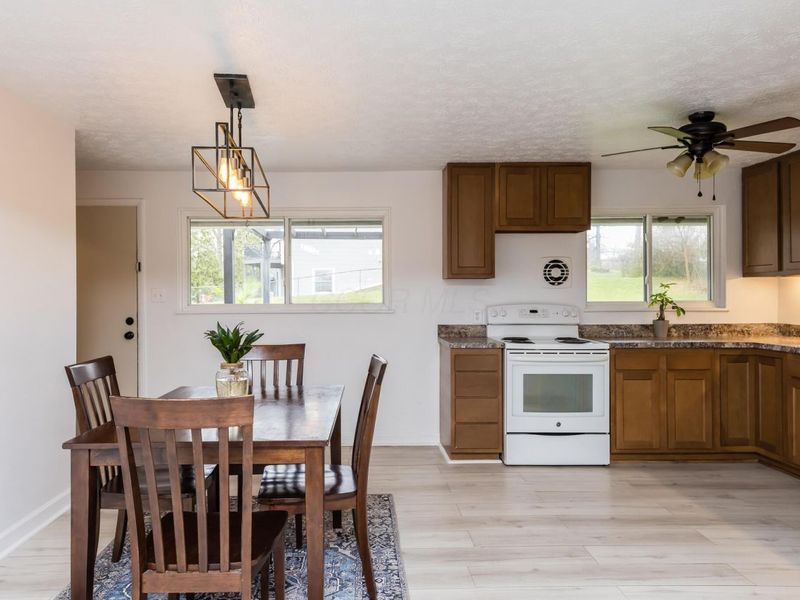 1449 Golding Drive, Reynoldsburg, OH 43068 Photo 10