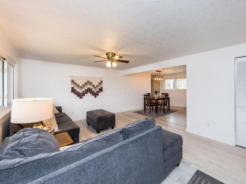 1449 Golding Drive, Reynoldsburg, OH 43068 Photo 6