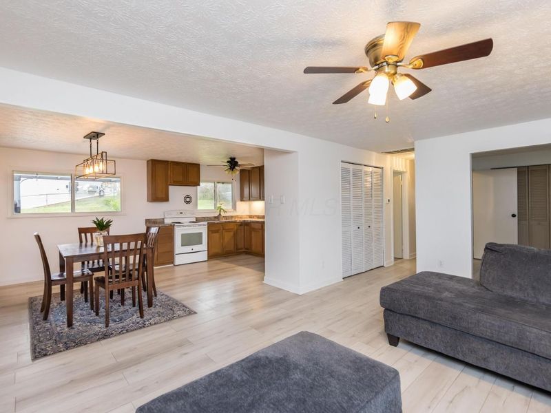 1449 Golding Drive, Reynoldsburg, OH 43068 Photo 9