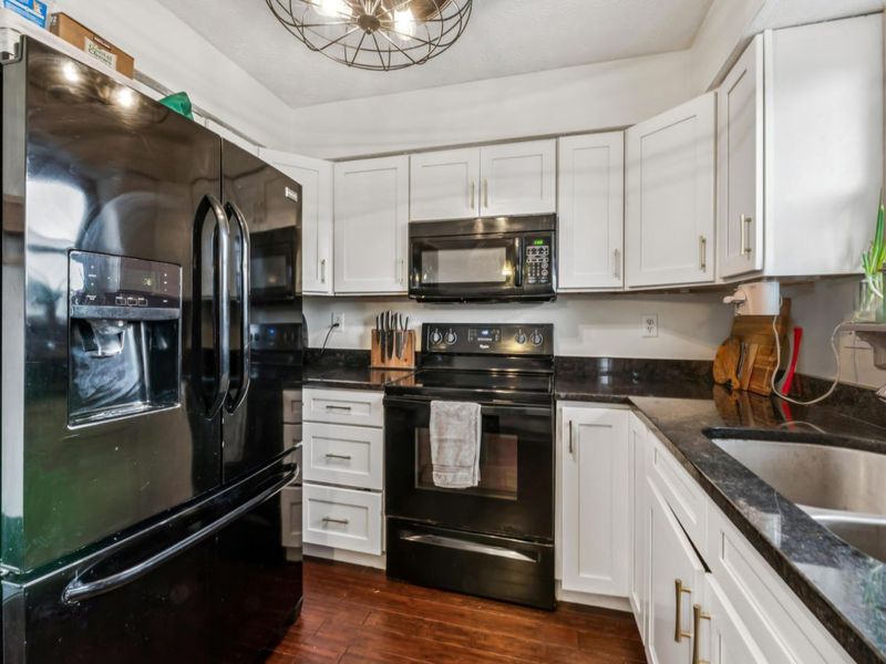 1381 Brentfield Place , Columbus, OH 43228 Photo 11