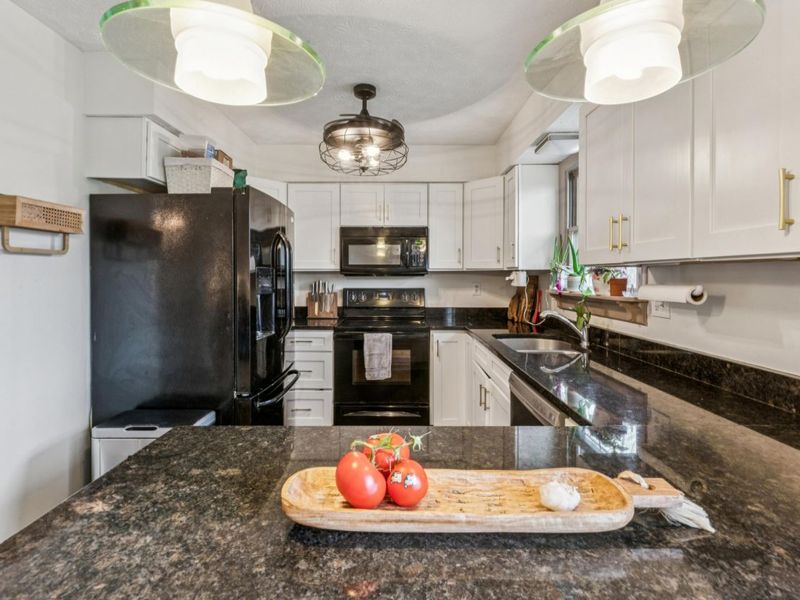 1381 Brentfield Place , Columbus, OH 43228 Photo 12