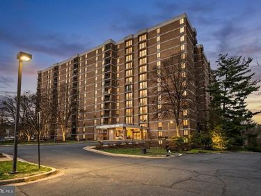 2300 PIMMIT DRIVE , Unit 608, FALLS CHURCH, VA 22043