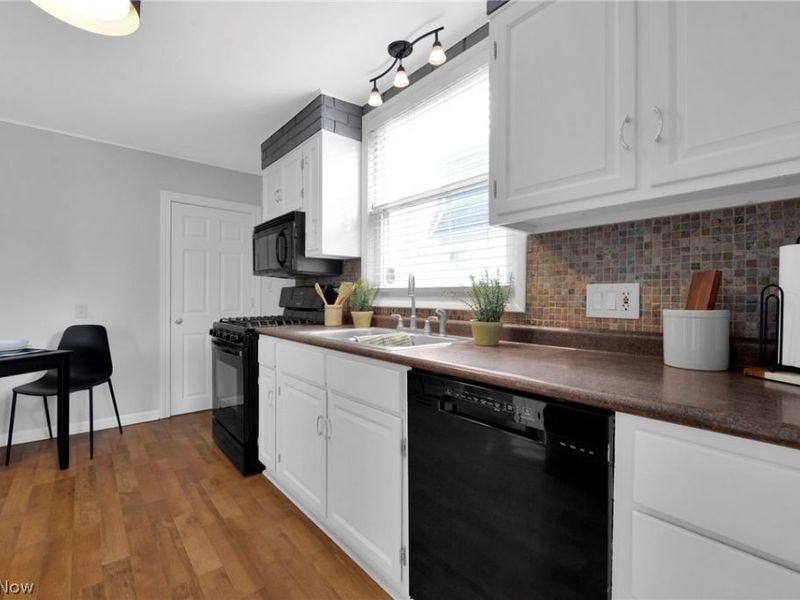 29 Crestview Road, Columbus, OH 43202 Photo 13