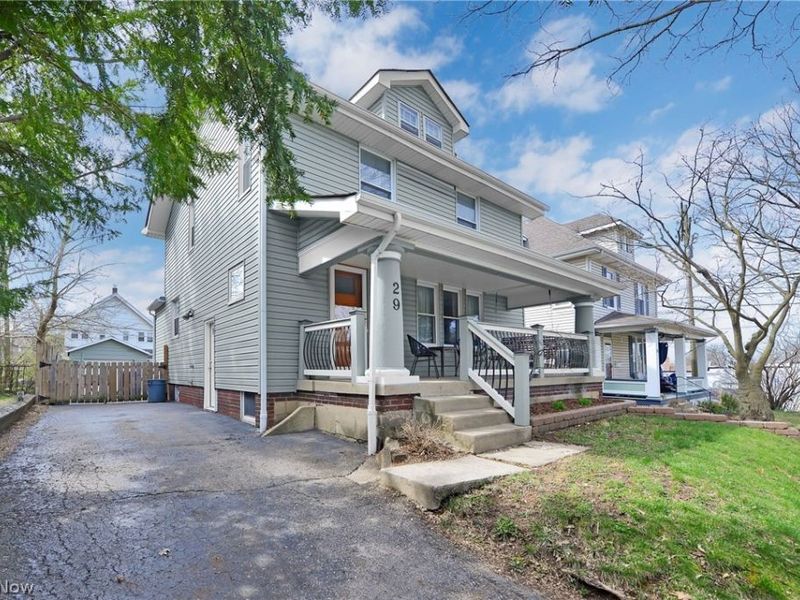 29 Crestview Road, Columbus, OH 43202 Photo 3