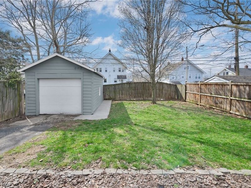 29 Crestview Road, Columbus, OH 43202 Photo 35