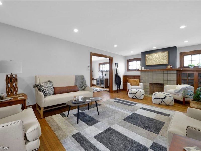 29 Crestview Road, Columbus, OH 43202 Photo 6