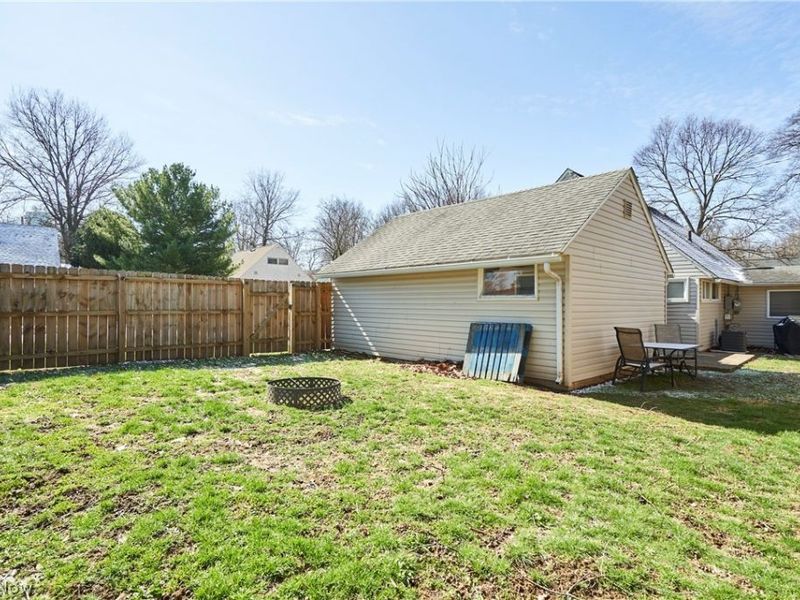 1011 Cooper Drive, Cuyahoga Falls, OH 44221 Photo 19