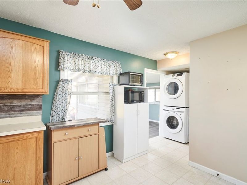 1011 Cooper Drive, Cuyahoga Falls, OH 44221 Photo 6